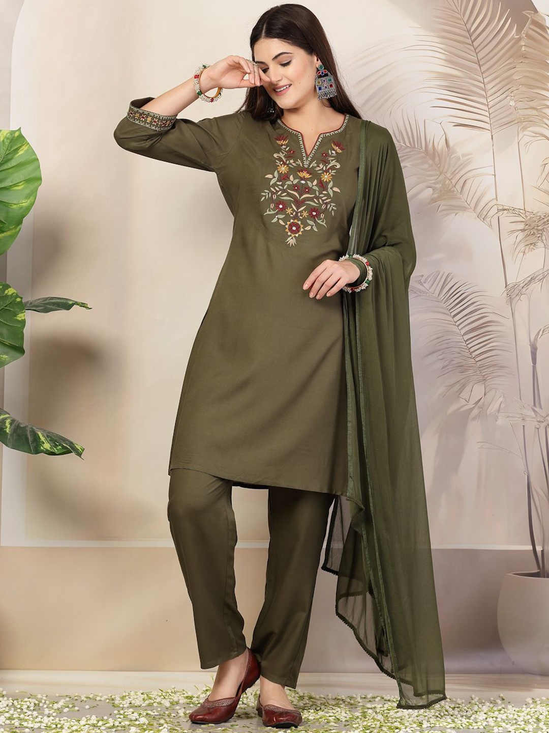 

Nayam By Lakshita Floral Embroidered Notch Neck Straight Kurta with Trousers & Dupatta, Green