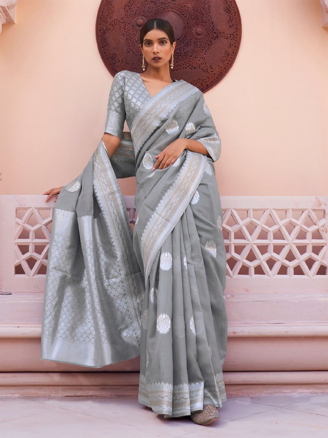 

ODETTE Woven Design Zari Saree, Grey