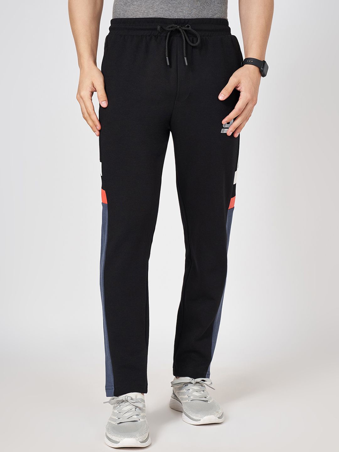 

Ajile by Pantaloons Men Mid-Rise Track Pants, Black