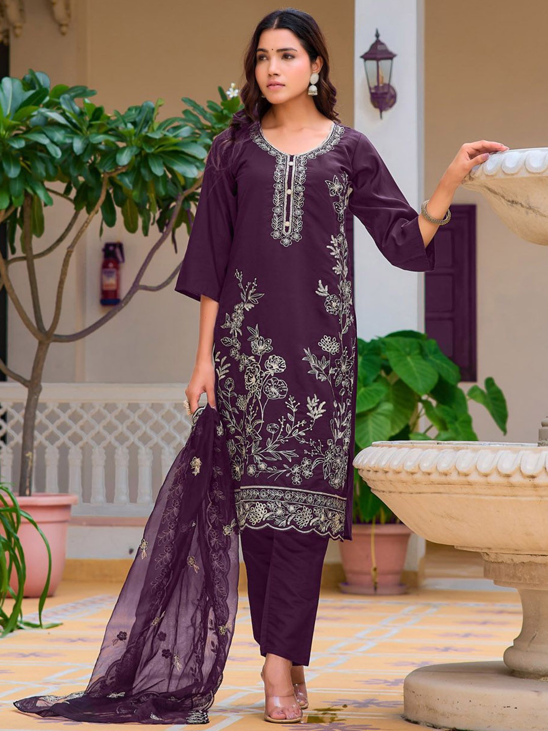 

Berrylicious Floral Embroidered Chanderi Cotton Straight Kurta with Trousers & Dupatta, Burgundy