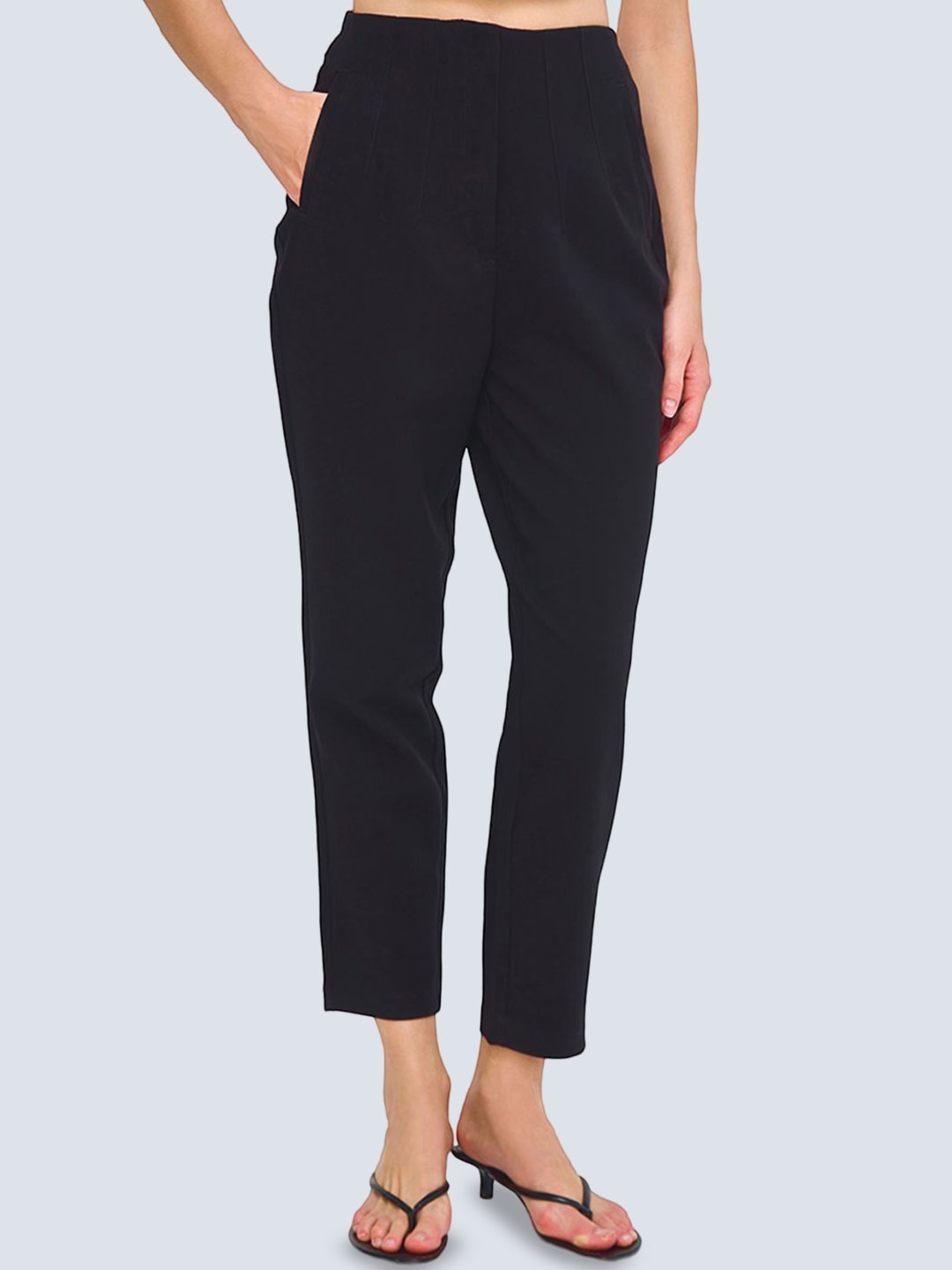 

COVER STORY Women Slim Fit Regular Trouser, Black