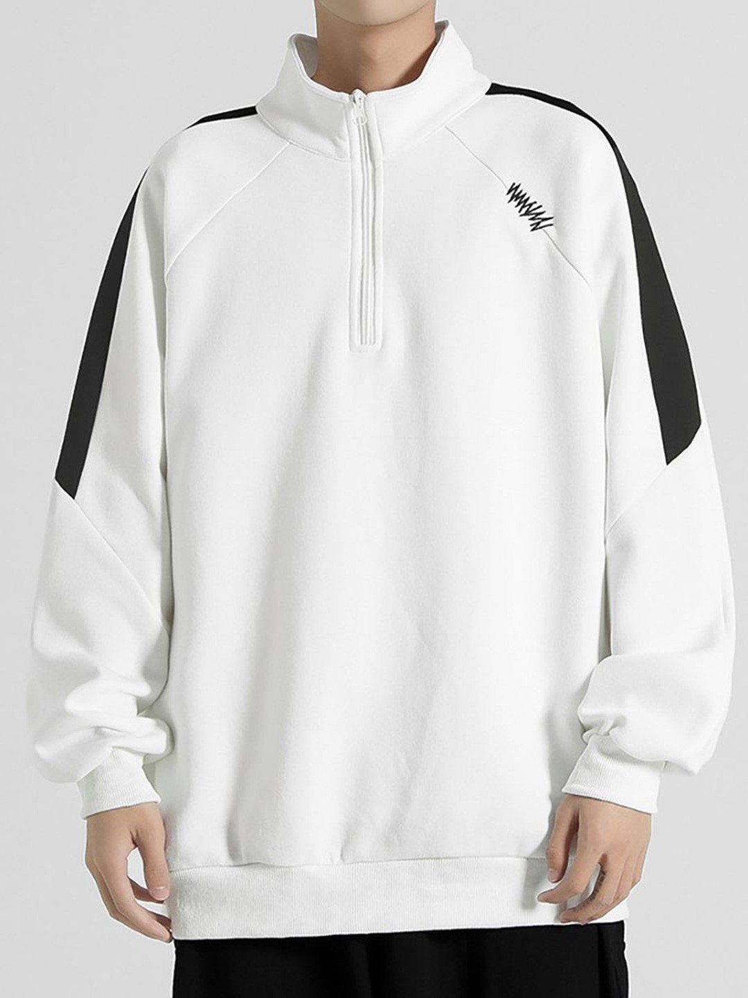 

StyleCast x Revolte Men Sweatshirt, White