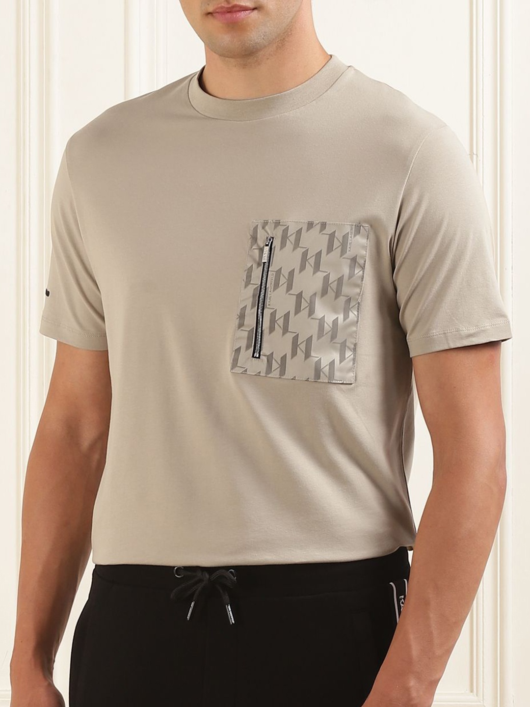 

Karl Lagerfeld Men Pockets Slim Fit T-shirt, Brown