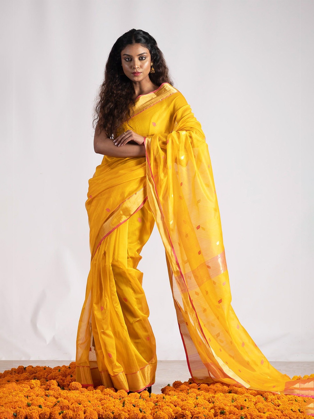 

Unnati Silks Women Woven Design Zari Handloom Maheshwari Saree, Yellow