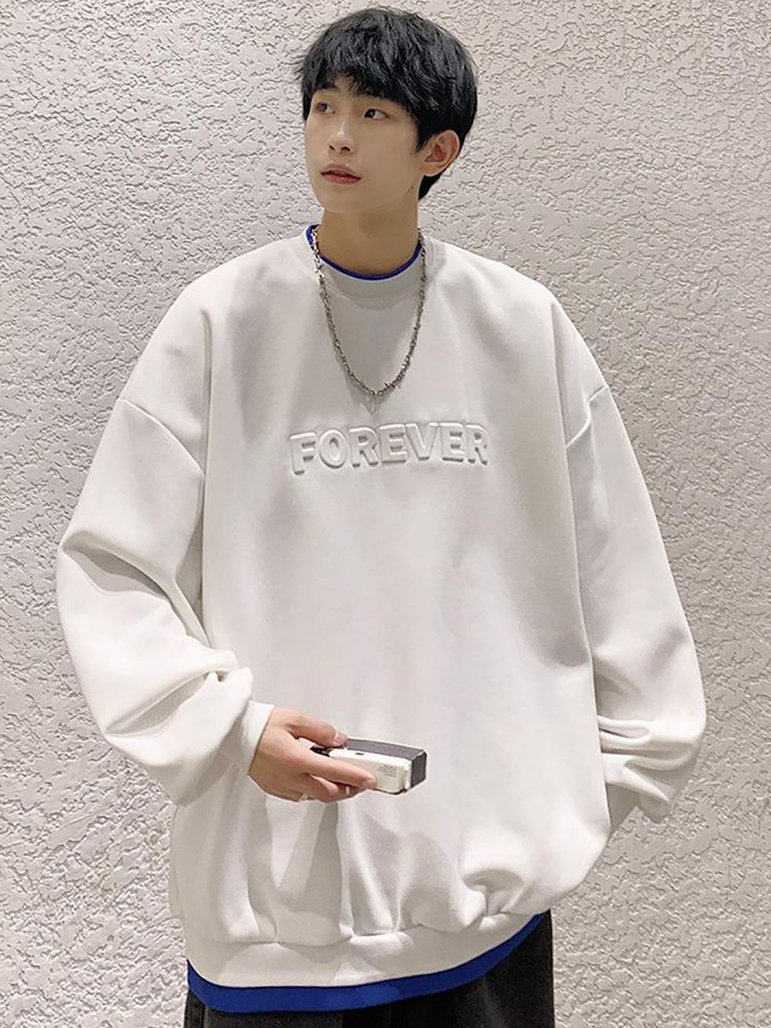 

StyleCast x Revolte Men Round Neck Oversized Sweatshirt, White