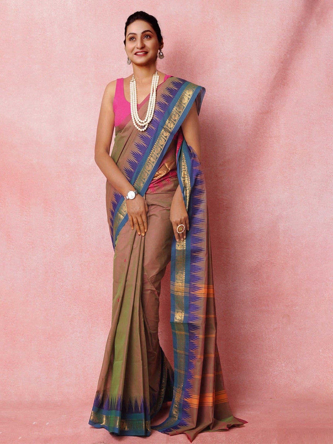 

Unnati Silks Ethnic Motifs Zari Pure Cotton Handloom Venkatgiri Saree, Green