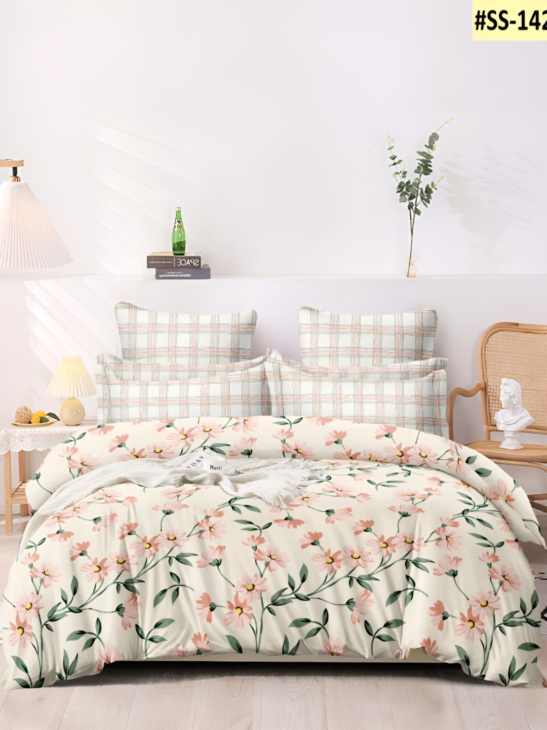

MORADO Off White & Pink Floral Printed Duvet Cover