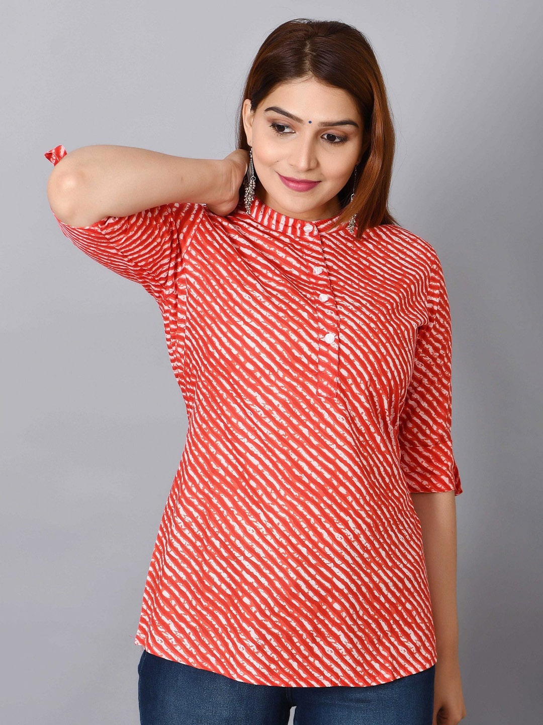 

Cloth Bites Women Printed Pure Cotton Kurti, Red