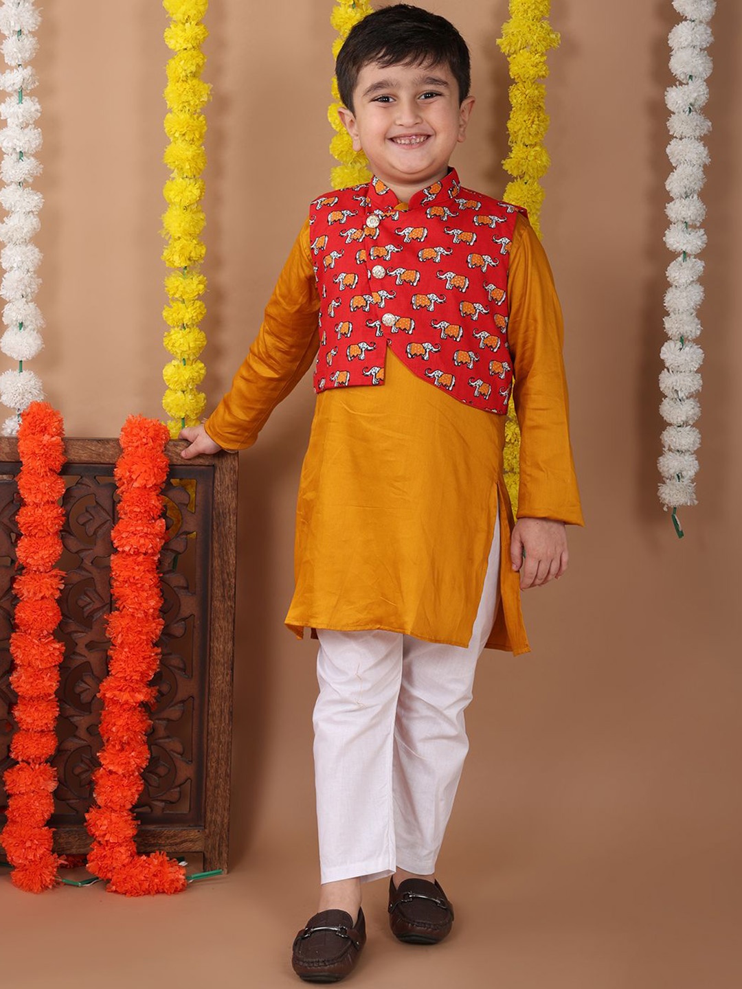 

Here&Now X Kinder Kids Boys Pure Cotton Kurta With Pyjamas, Yellow