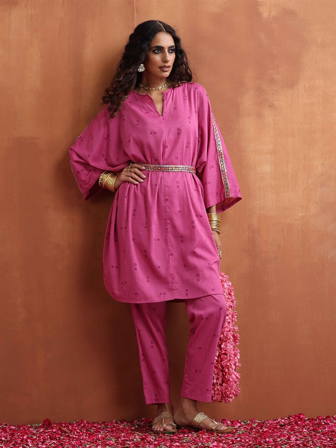 

trueBrowns Printed Kaftan Tunic With Trousers & Belt, Pink