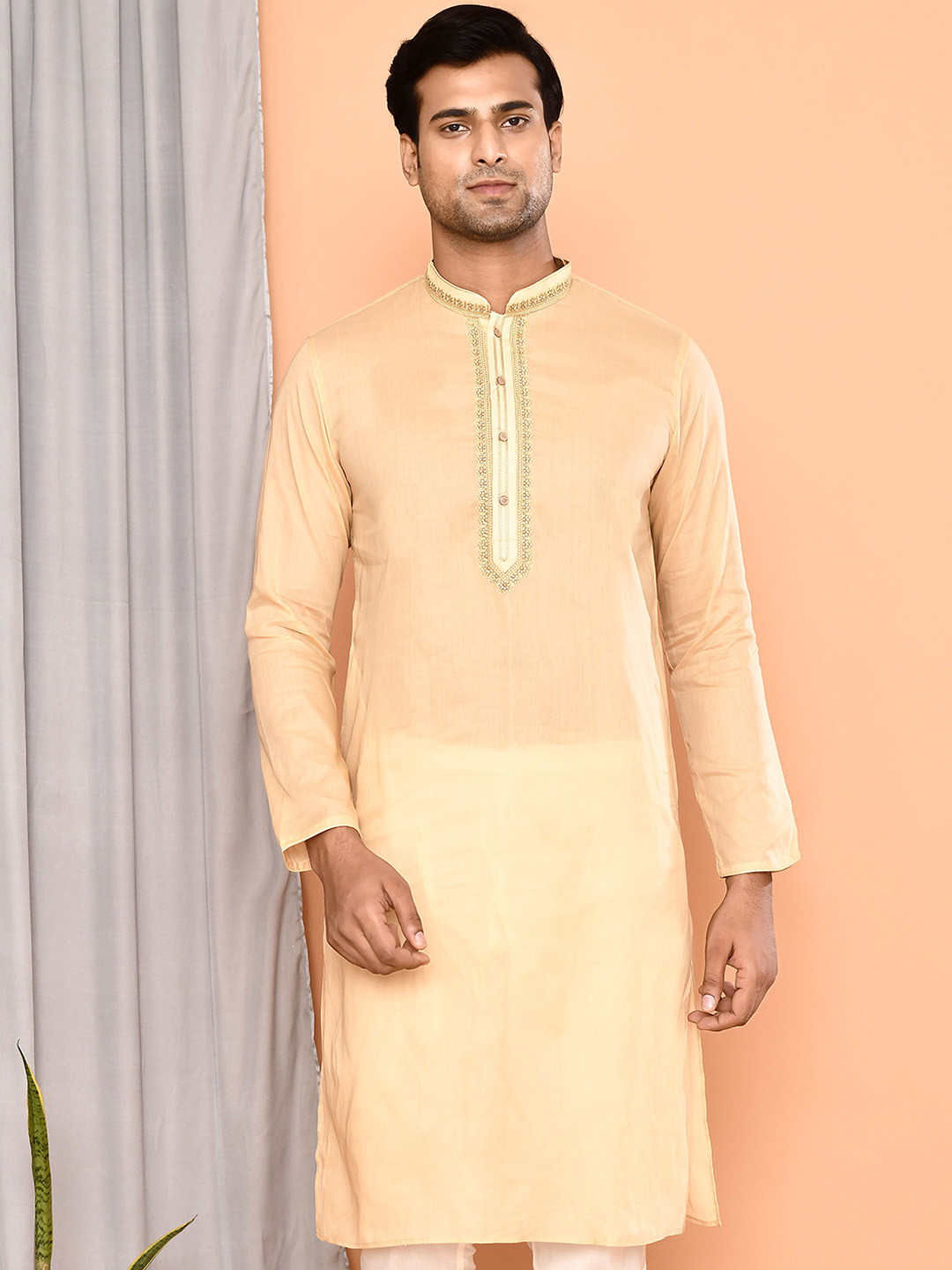 

MAAHI FABS Men Thread Work Kurta, Beige