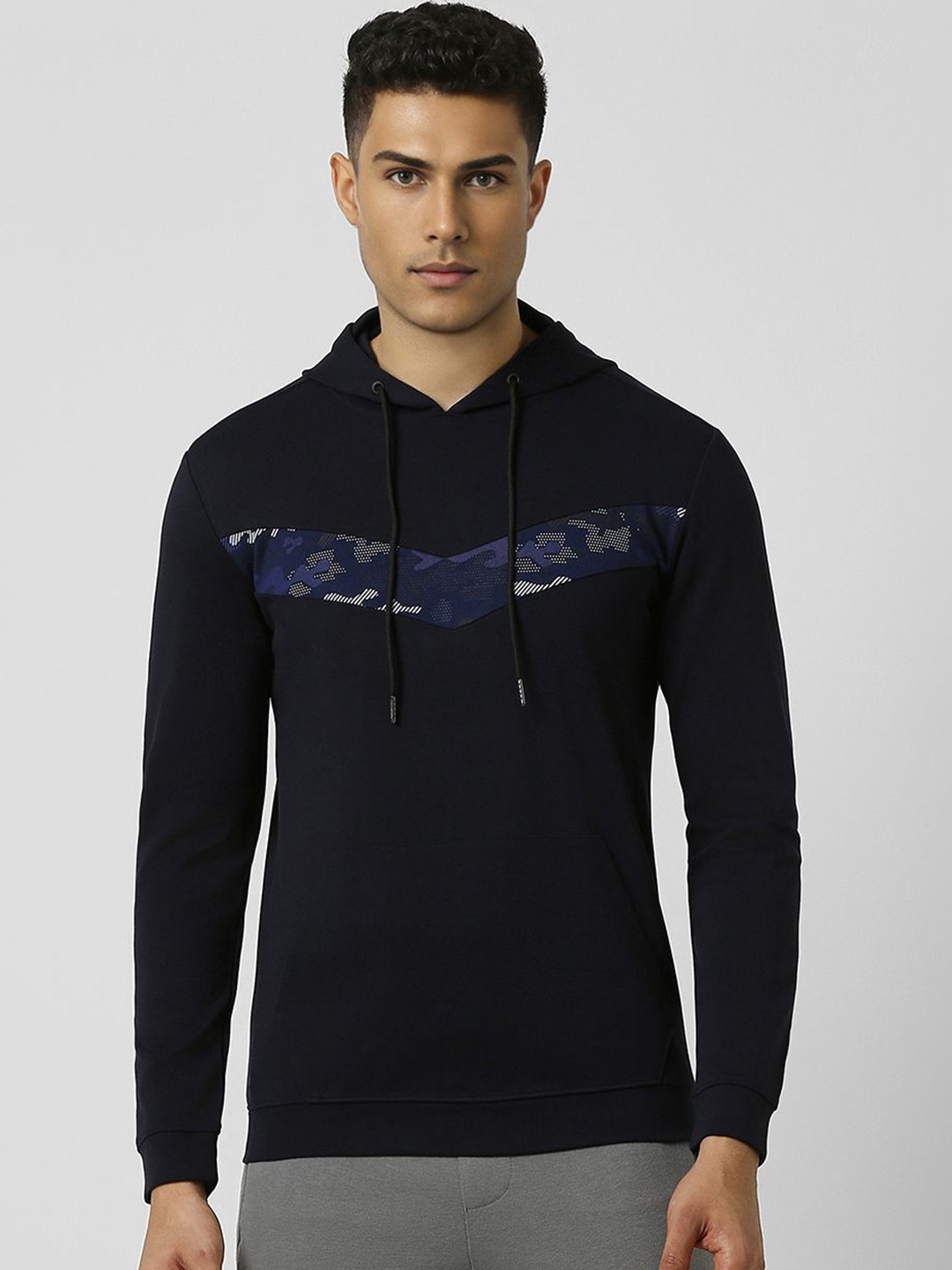 

Van Heusen Flex Men Printed Hooded Pullover Sweatshirt, Black