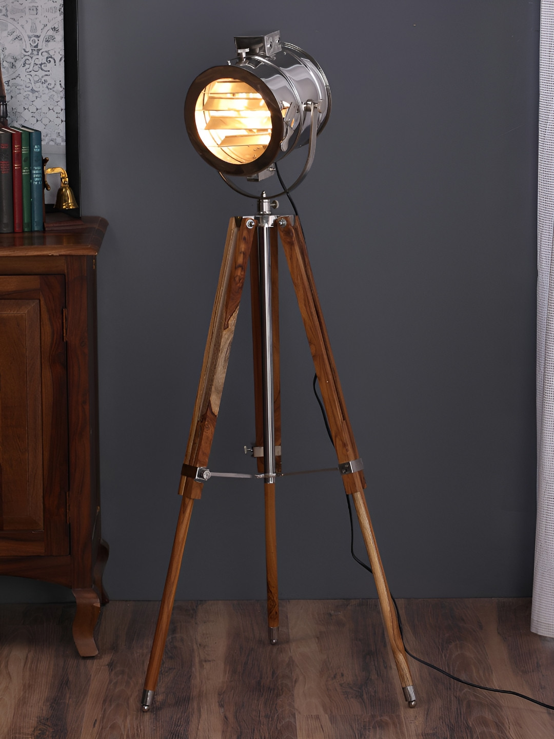 

Pristine Interiors Black & Brown Vintage Wooden Ship Floor Lamp with Light Reflector