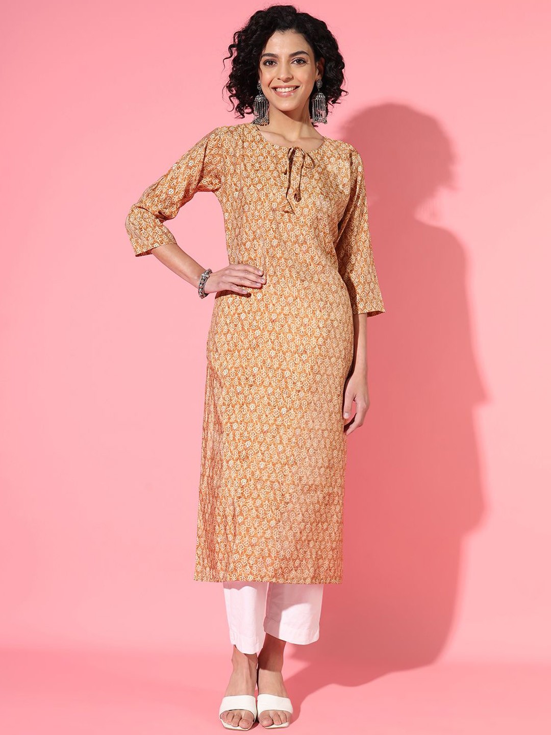 

VESH Ethnic Motifs Printed Tie-Up Neck Straight Kurta, Mustard