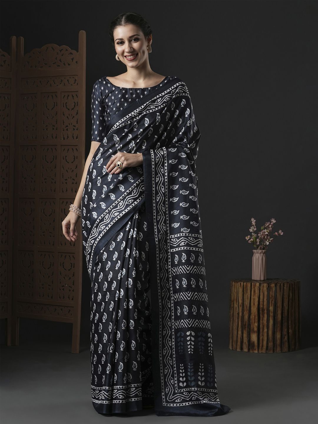 

KALINI Ethnic Motifs Dabu Saree, Black