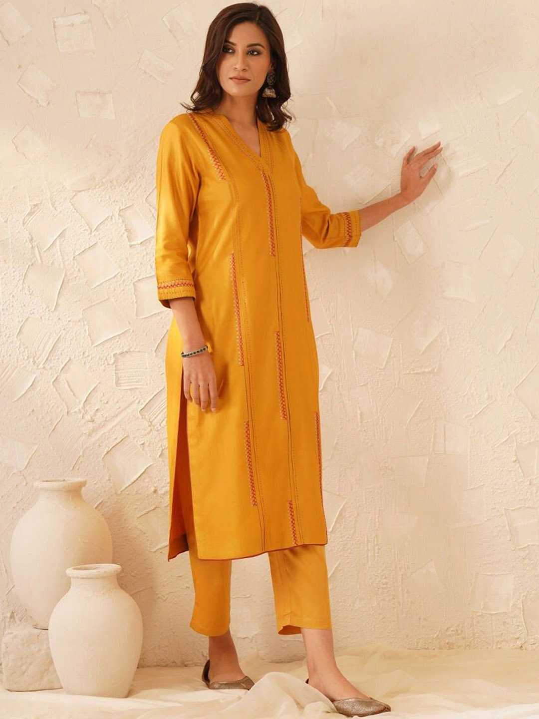 

JAYPORE Geometric Embroidered V-Neck Straight Kurta, Mustard