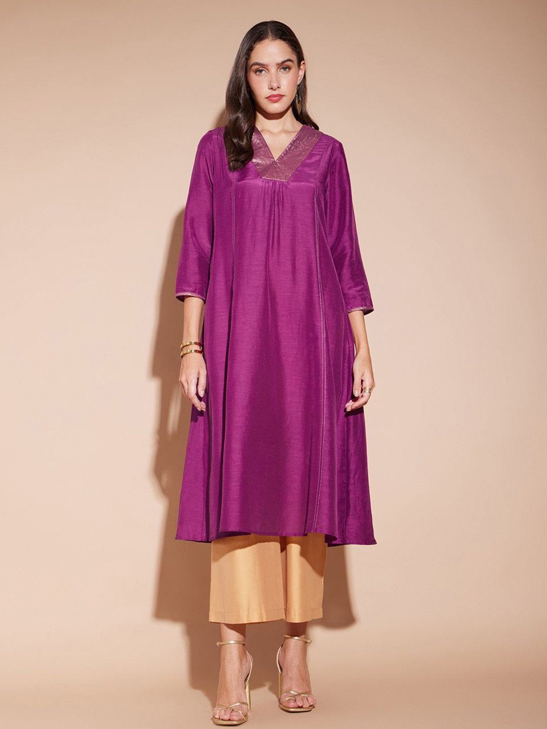 

Pink Fort V-Neck Zari A-Line Kurta