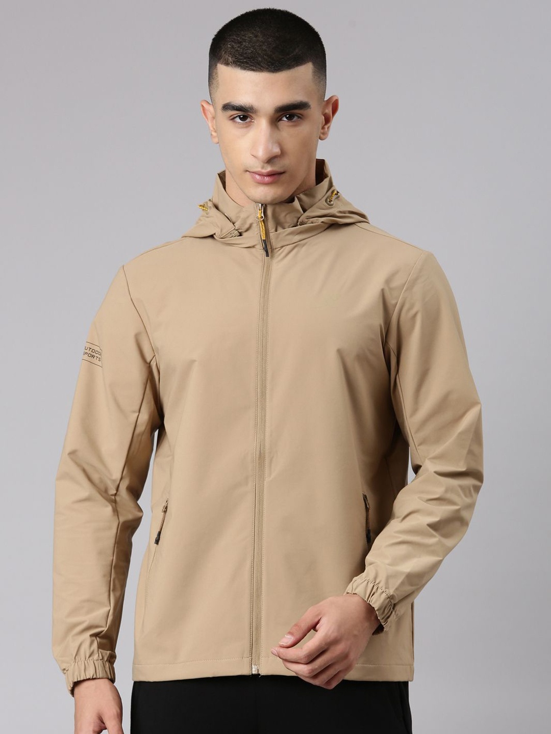 

Xtep Men Floral Windcheater Hooded Outdoor Sporty Jacket, Brown