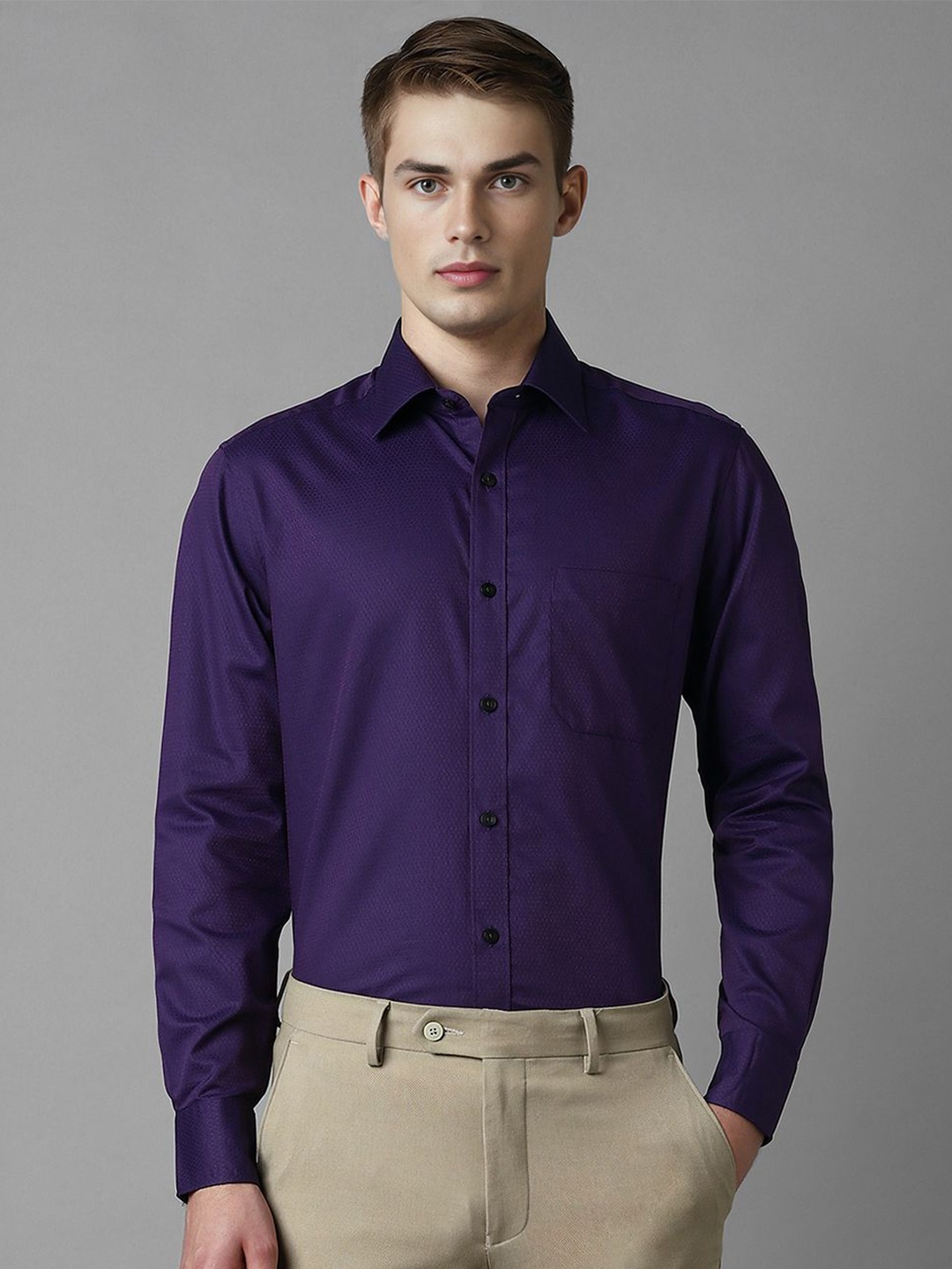 

Louis Philippe Men Classic Spread Collar Solid Cotton Formal Shirt, Purple