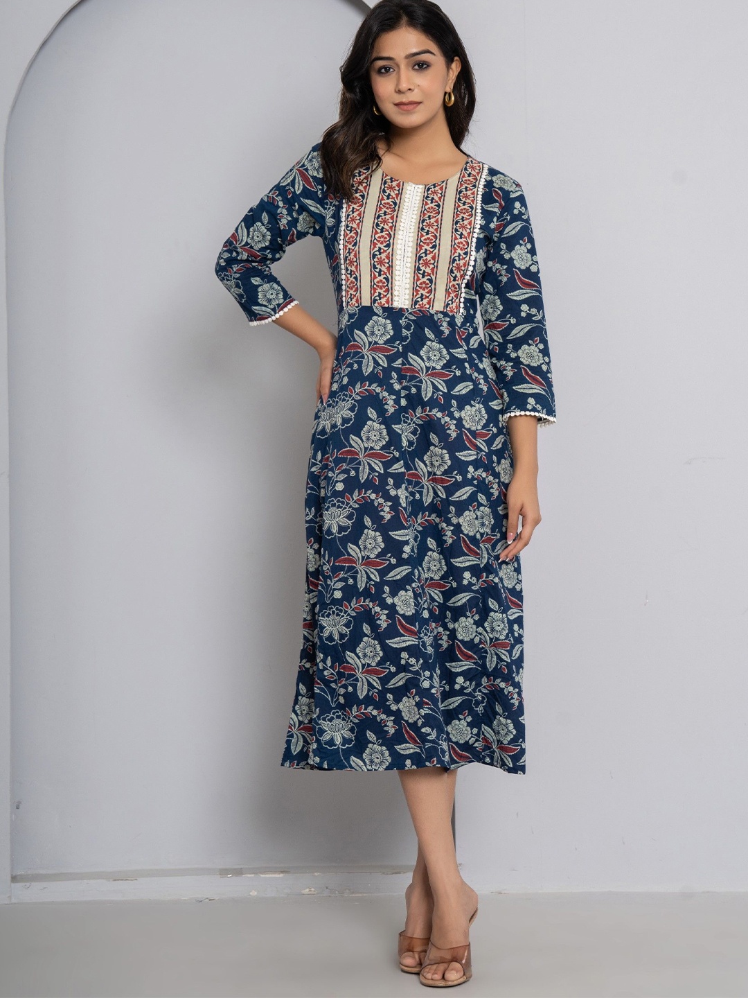 

JAIPURI BUNAAI Embellished Striped Applique Midi Cotton Dress, Blue