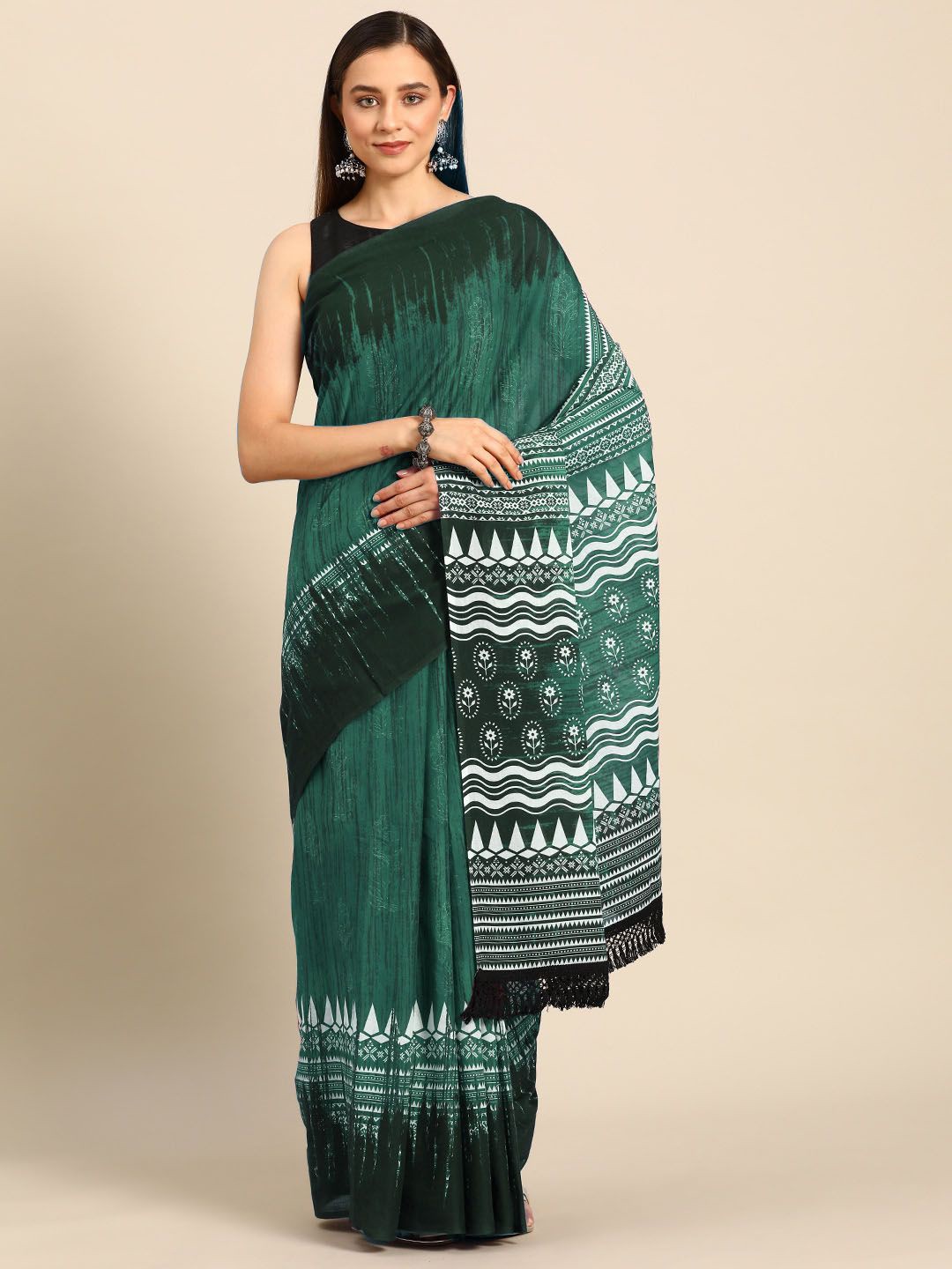 

BUTA BUTI Floral Printed Pure Cotton Saree, Green