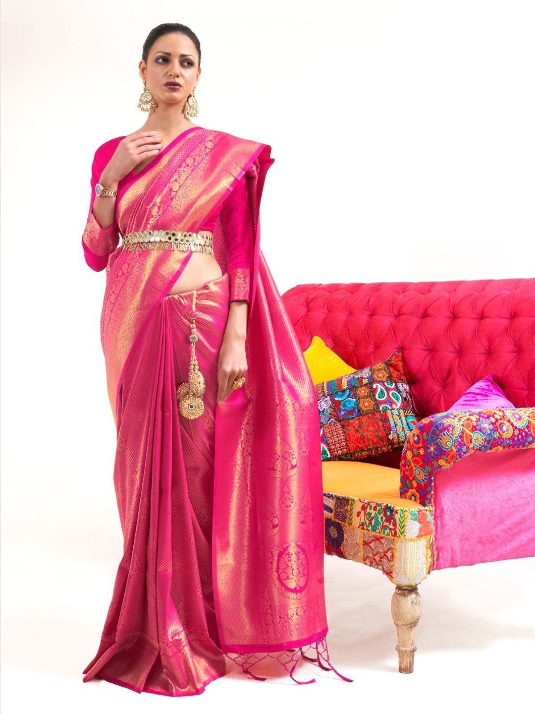 

ODETTE Woven Design Zari Saree, Pink