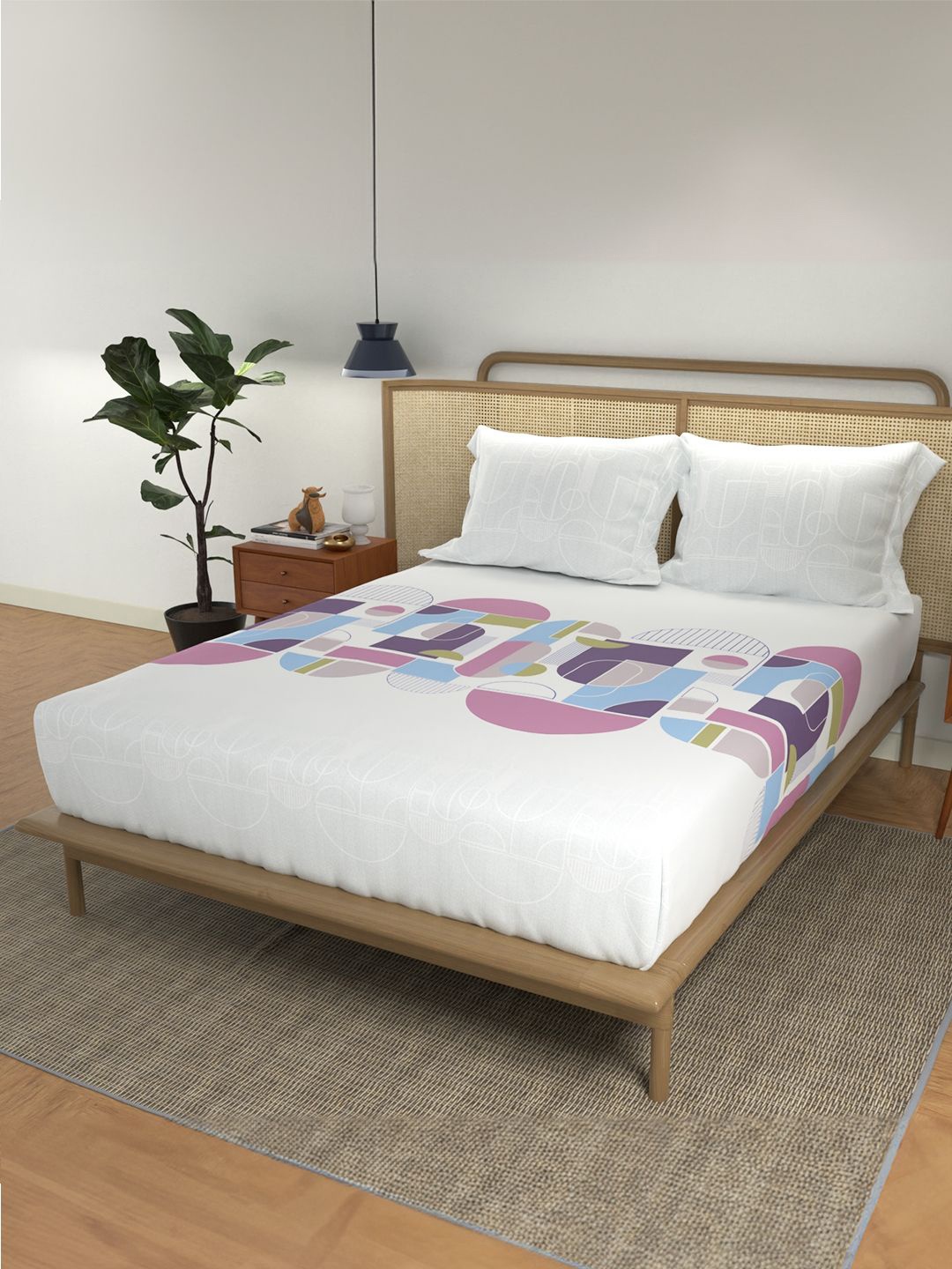 

URBAN SPACE White & Blue Geometric Cotton 144 TC Queen Bedsheet with 2 Pillow Covers