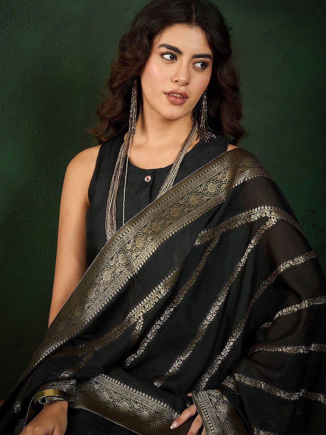 

Sangria Straight Kurta With Trousers & Woven Design Dupatta, Black