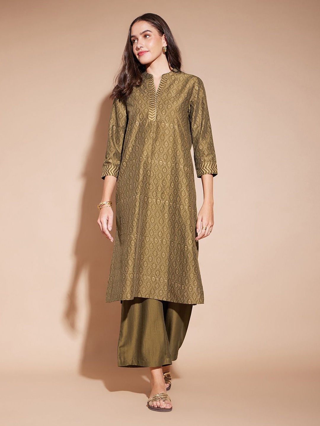 

Pink Fort Geometric Printed Mandarin Collar A-Line Kurta, Olive