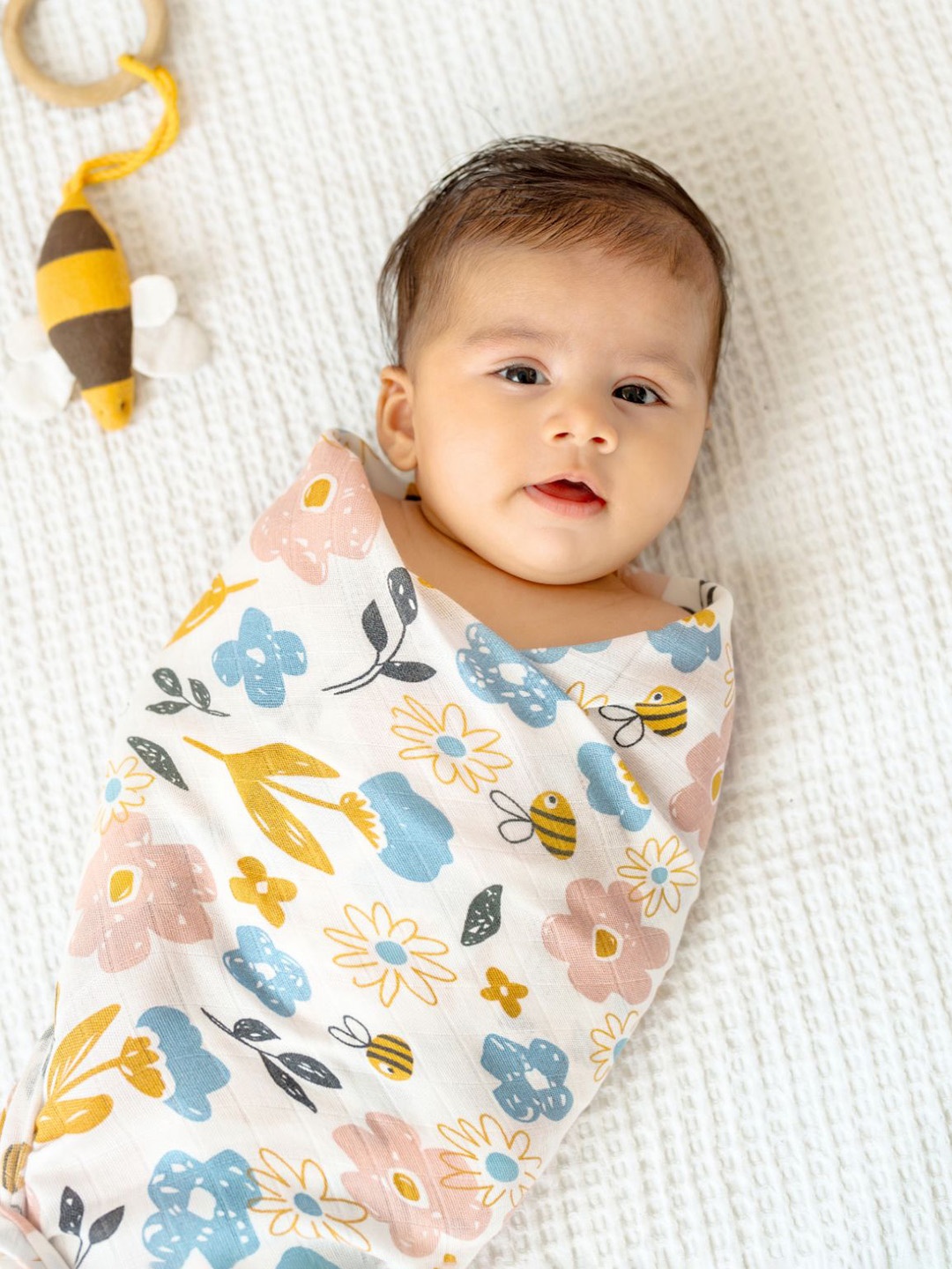 

cocoon care Infants Set Of 2 Printed Muslin Swaddle, White
