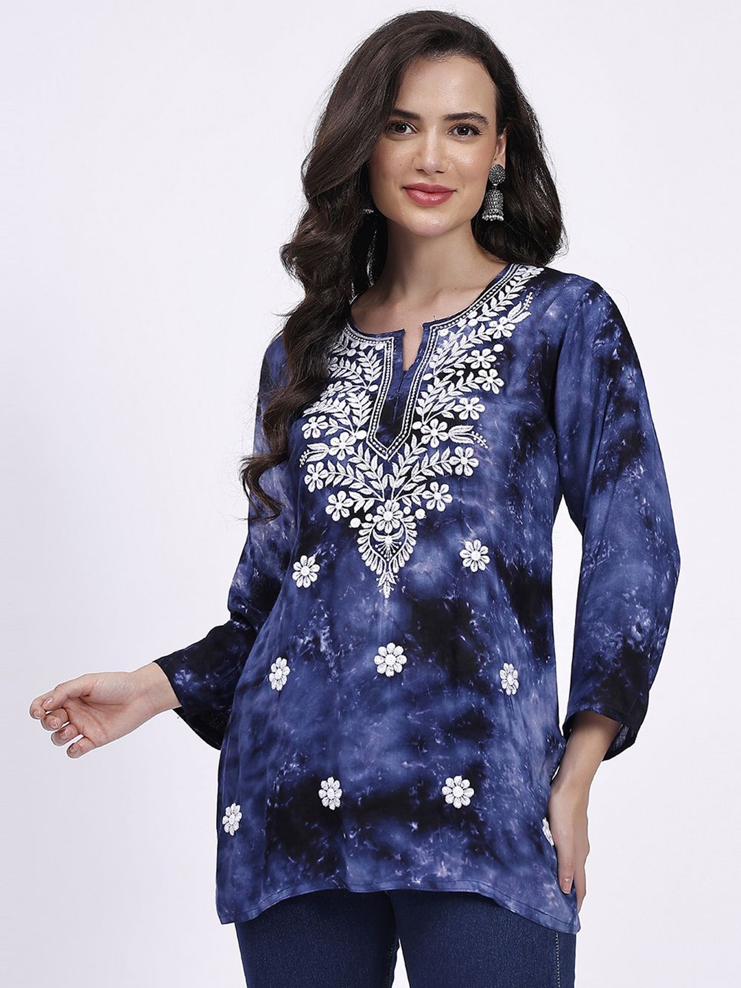 

NAZAQAT ETHNIC INDIA Women Floral Embroidered Chikankari Kurti, Blue