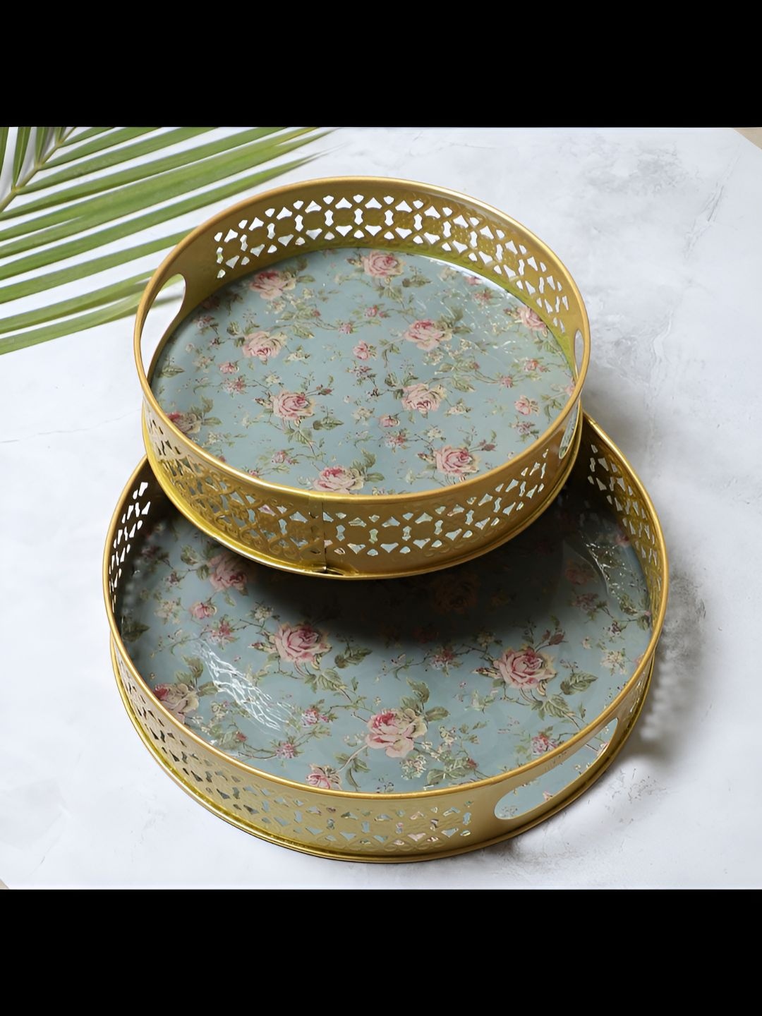 

Amaya Decors Gold-Toned & Green 2 Pieces Floral Printed Metal Serving Tray