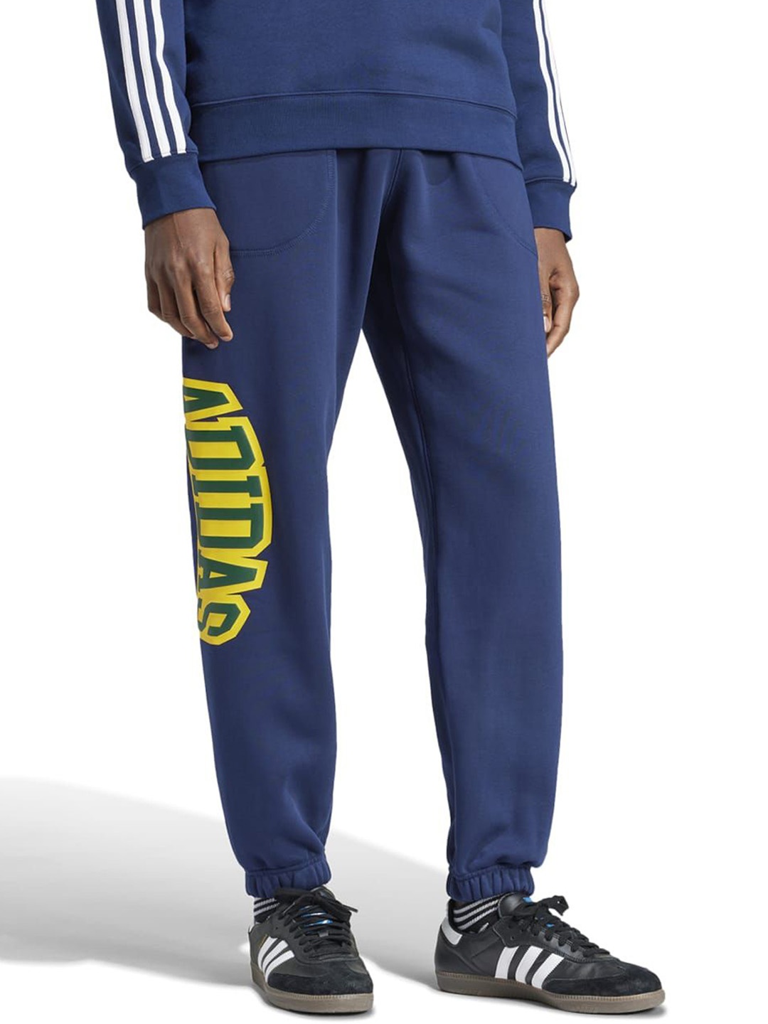

ADIDAS Originals Men Brand Logo Mid-Rise Joggers, Blue