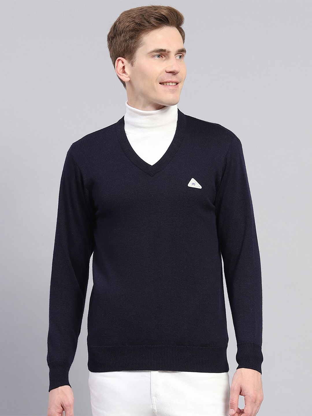 

Monte Carlo Men Woollen V-Neck Pullover Sweaters, Navy blue