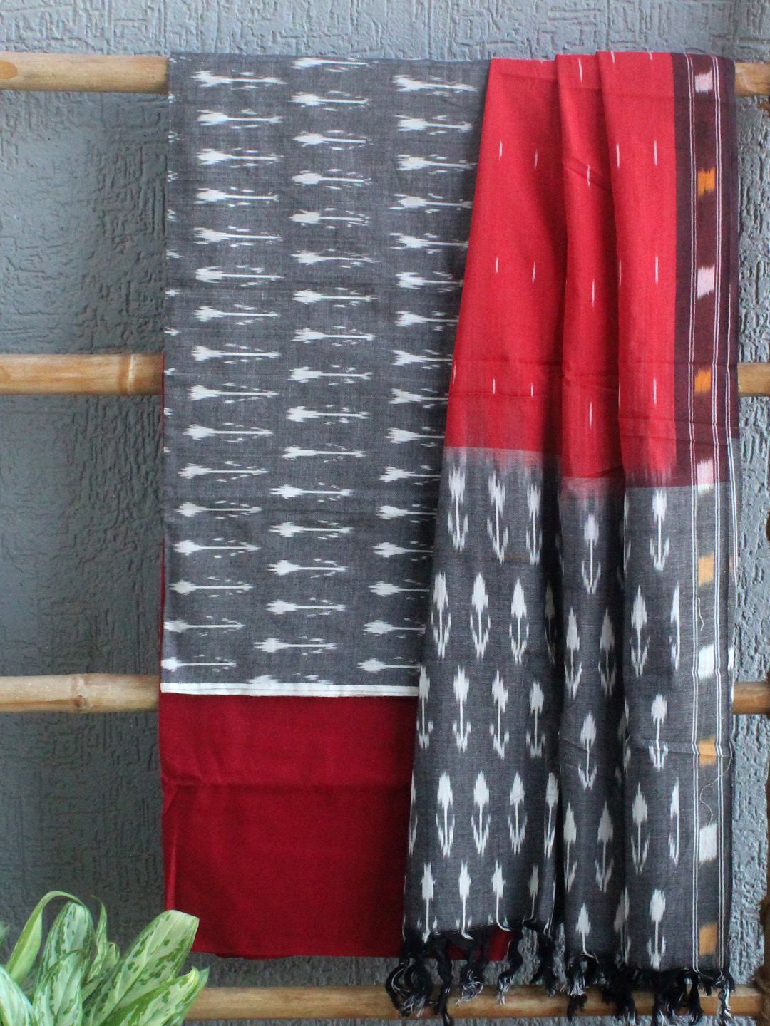 

Weaves of Tradition Pure Cotton Unstitched Dress Material, Grey