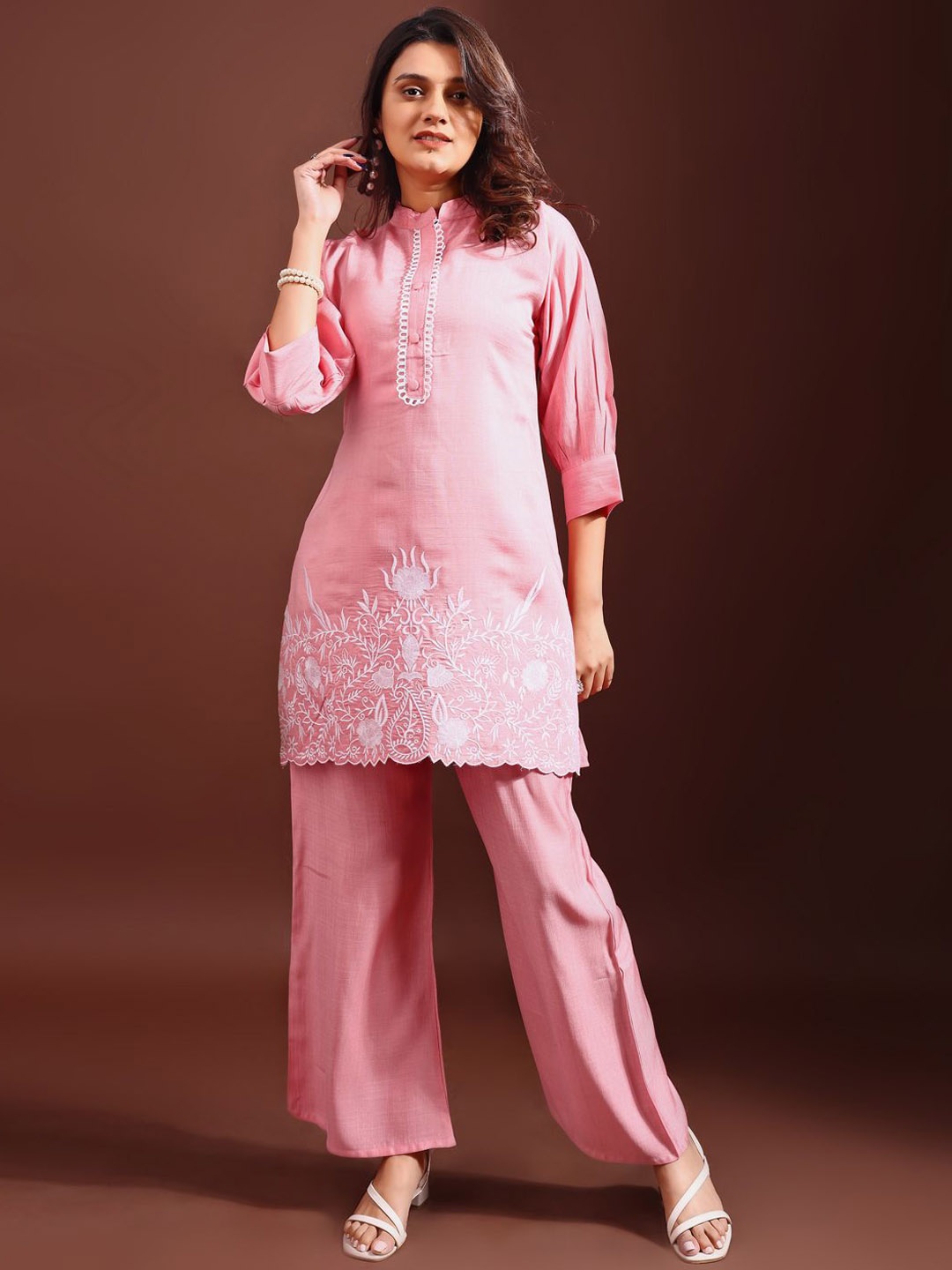 

KALINI Floral Embroidered Mandarin Collar Straight Kurta With Palazzos, Pink