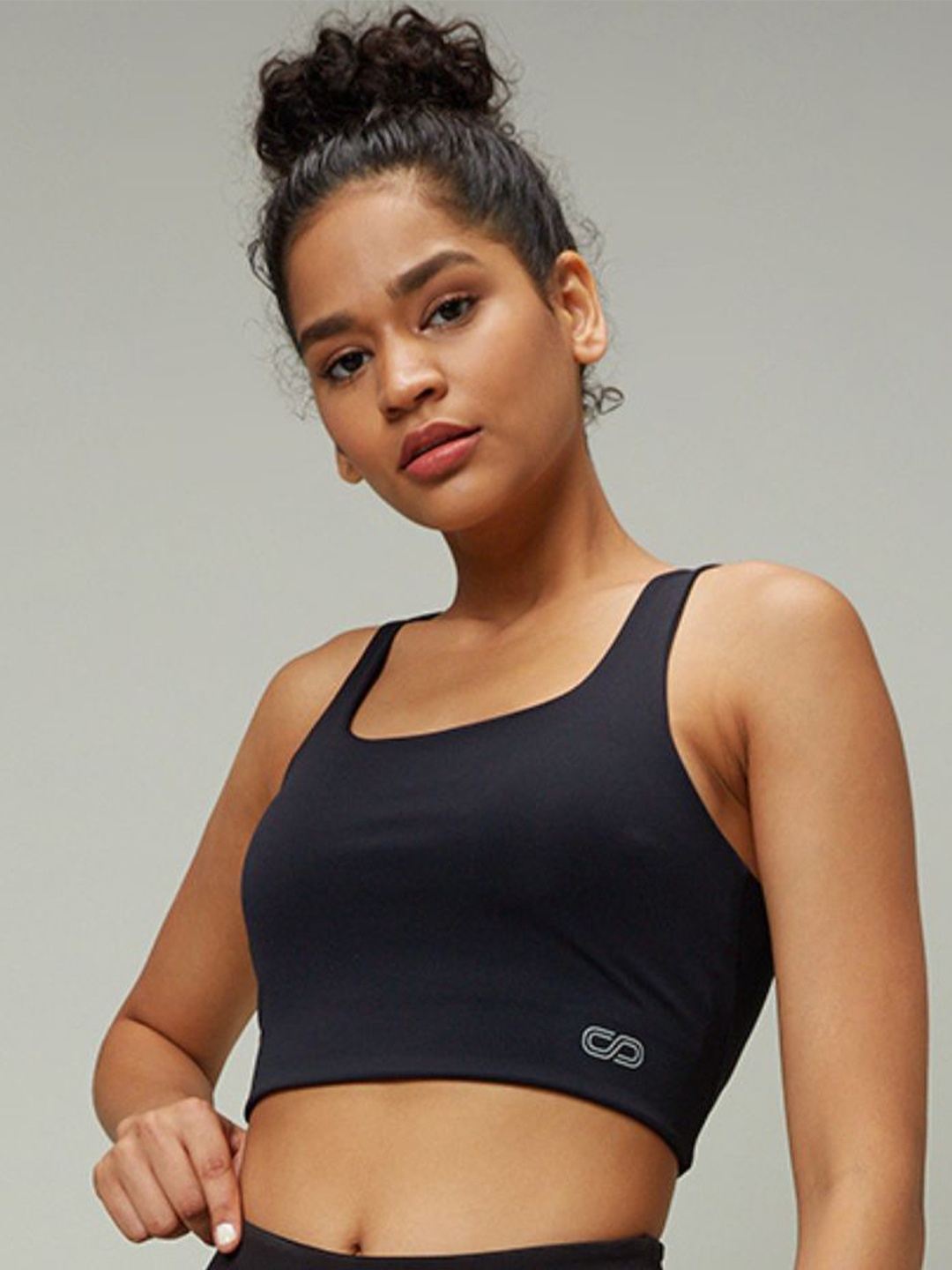 

Silvertraq Solid Full Coverage Sports Bra With Clasp Black