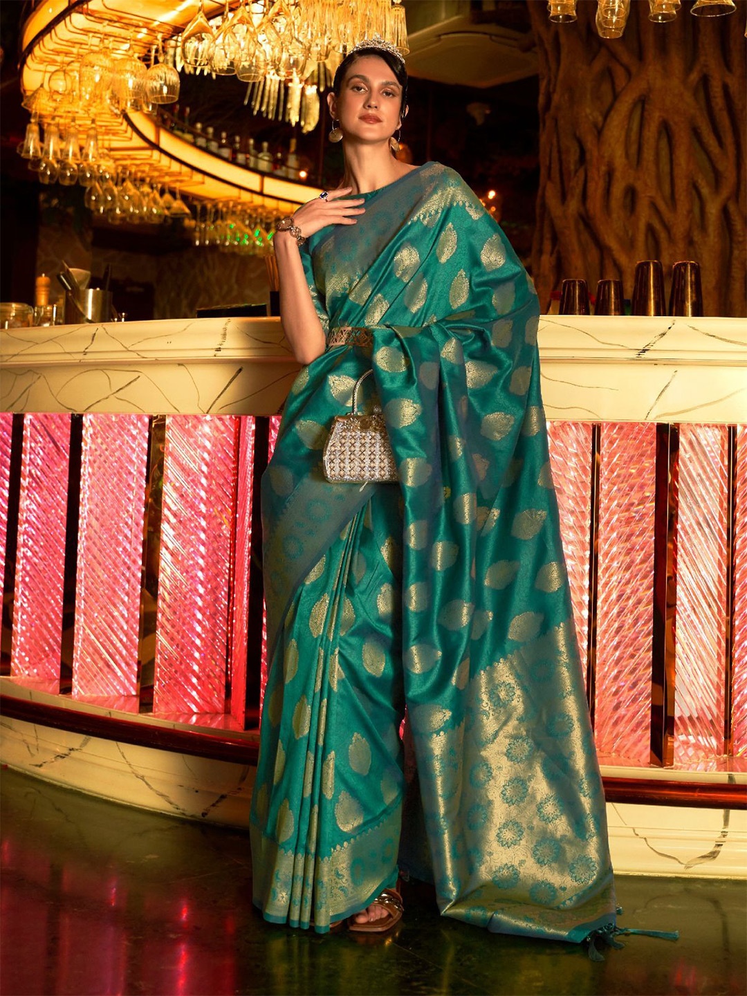 

ODETTE Woven Design Zari Saree, Green