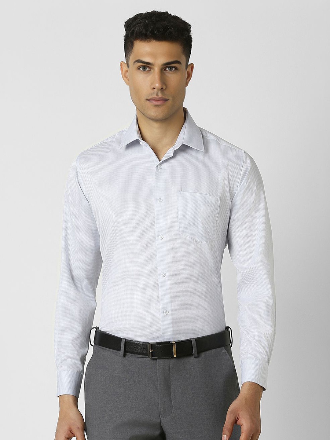 

Van Heusen Men Spread Collar Checked Cotton Formal Shirt, White