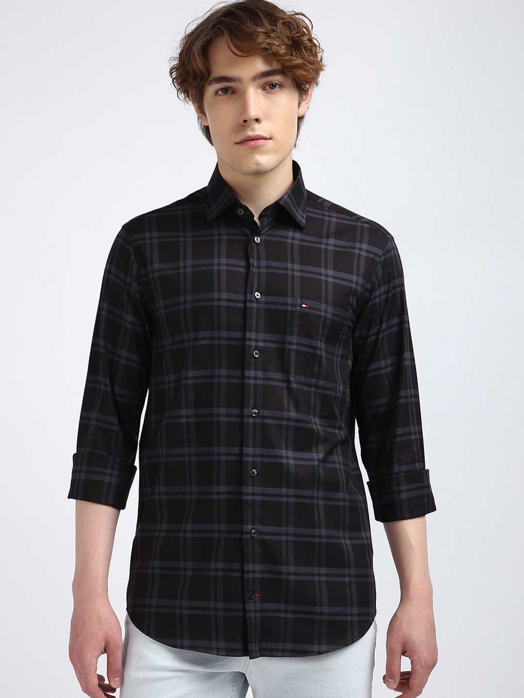 

Tommy Hilfiger Men Classic Spread Collar Tartan Checked Cotton Casual Shirt, Black