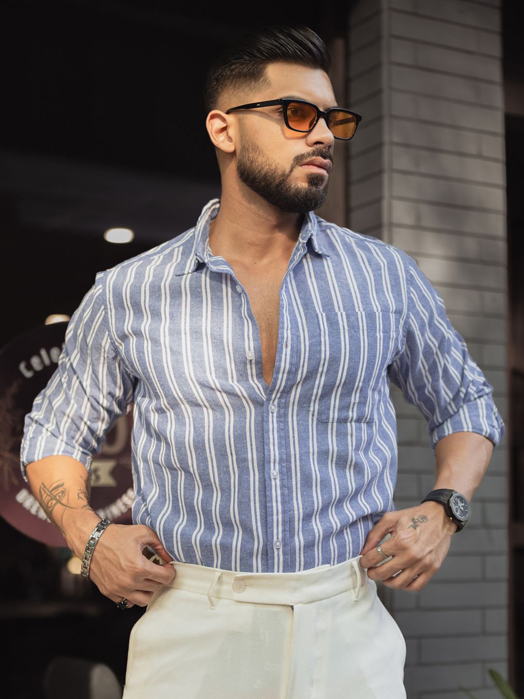 

Powerlook Men Spread Collar Vertical Striped Cotton Casual Shirt, Blue