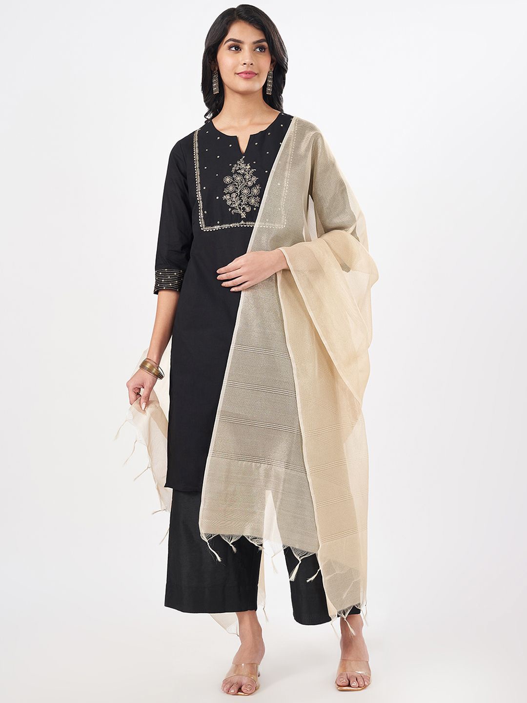 

RANGMANCH BY PANTALOONS Striped Dupatta With Tasselled Border, White