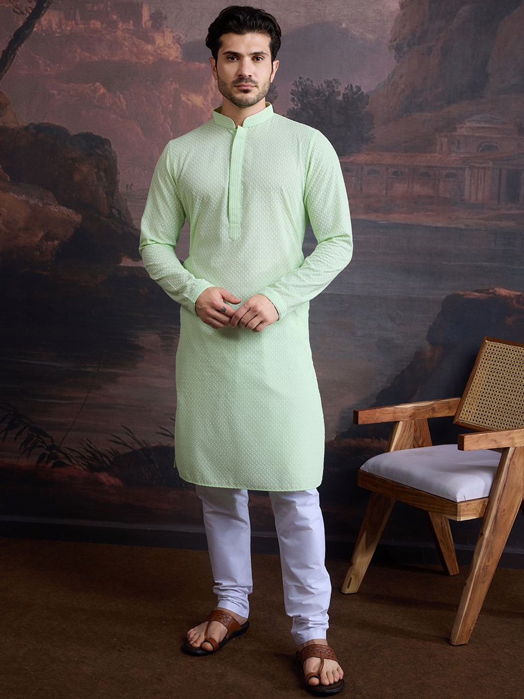 

House of Pataudi Floral Embroidered Mandarin Collar Chikankari Straight Kurta With Pyjamas, Green