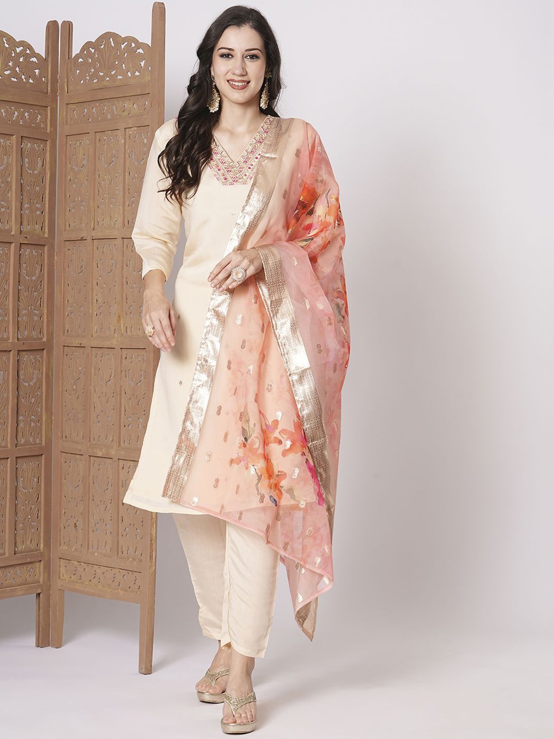 

KAYOMMI Ethnic Motifs Embroidered Chanderi Silk Straight Kurta with Pyjamas & With Dupatta, Cream