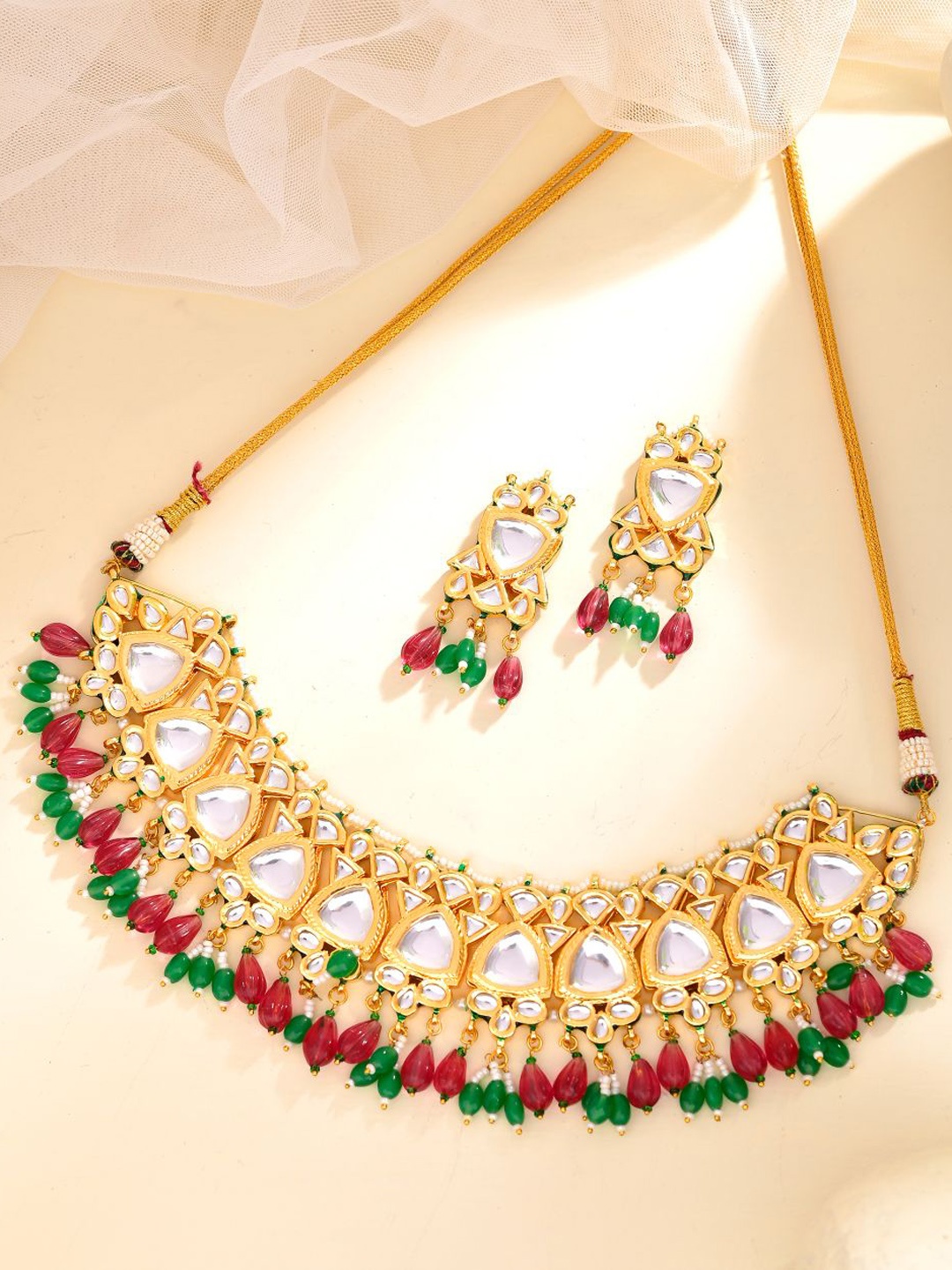 

DASTOOR Gold-Plated Stone-Studded Jewellery Set