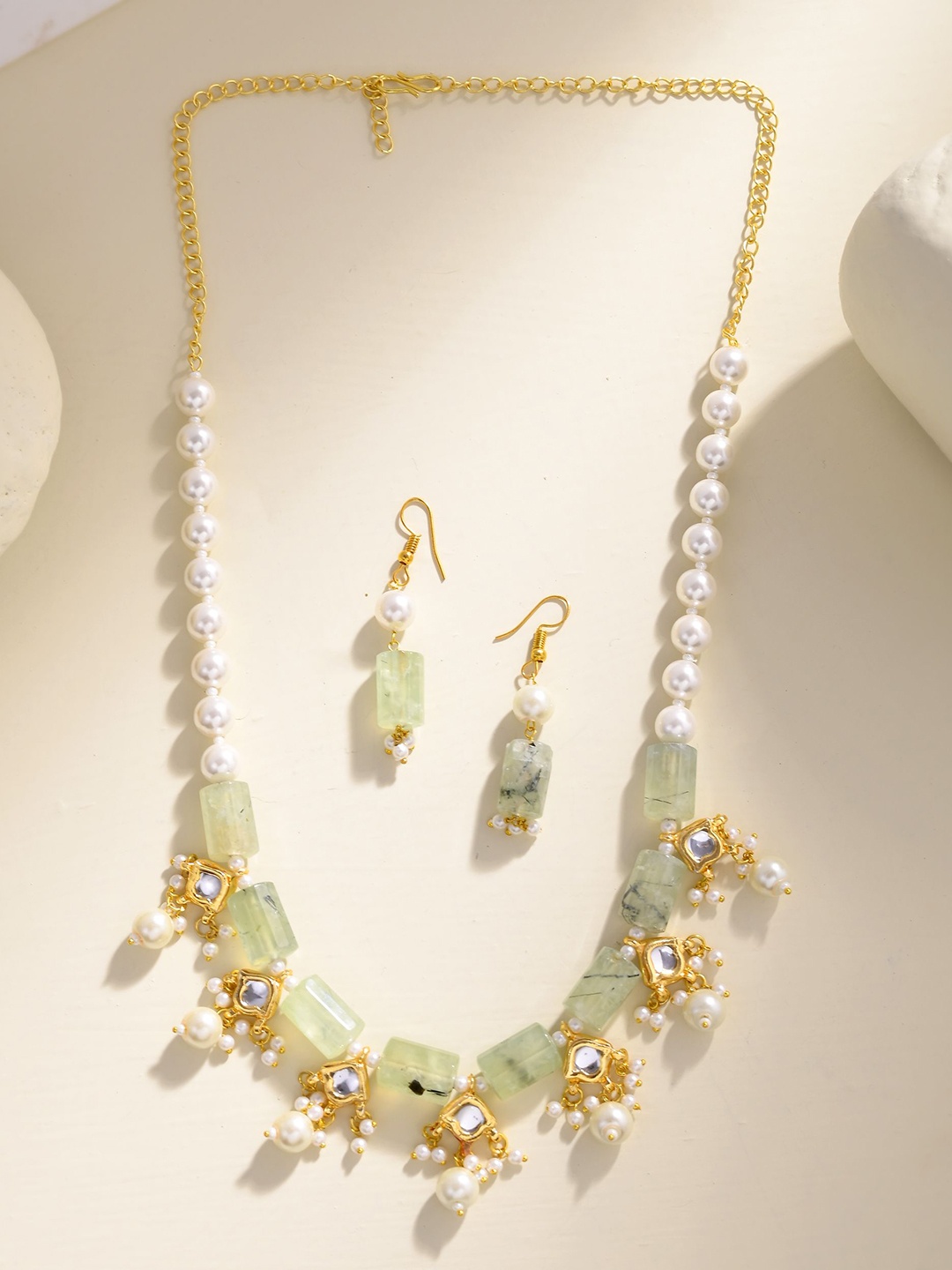 

DASTOOR Gold-Plated Stone-Studded & Beaded Jewellery Set