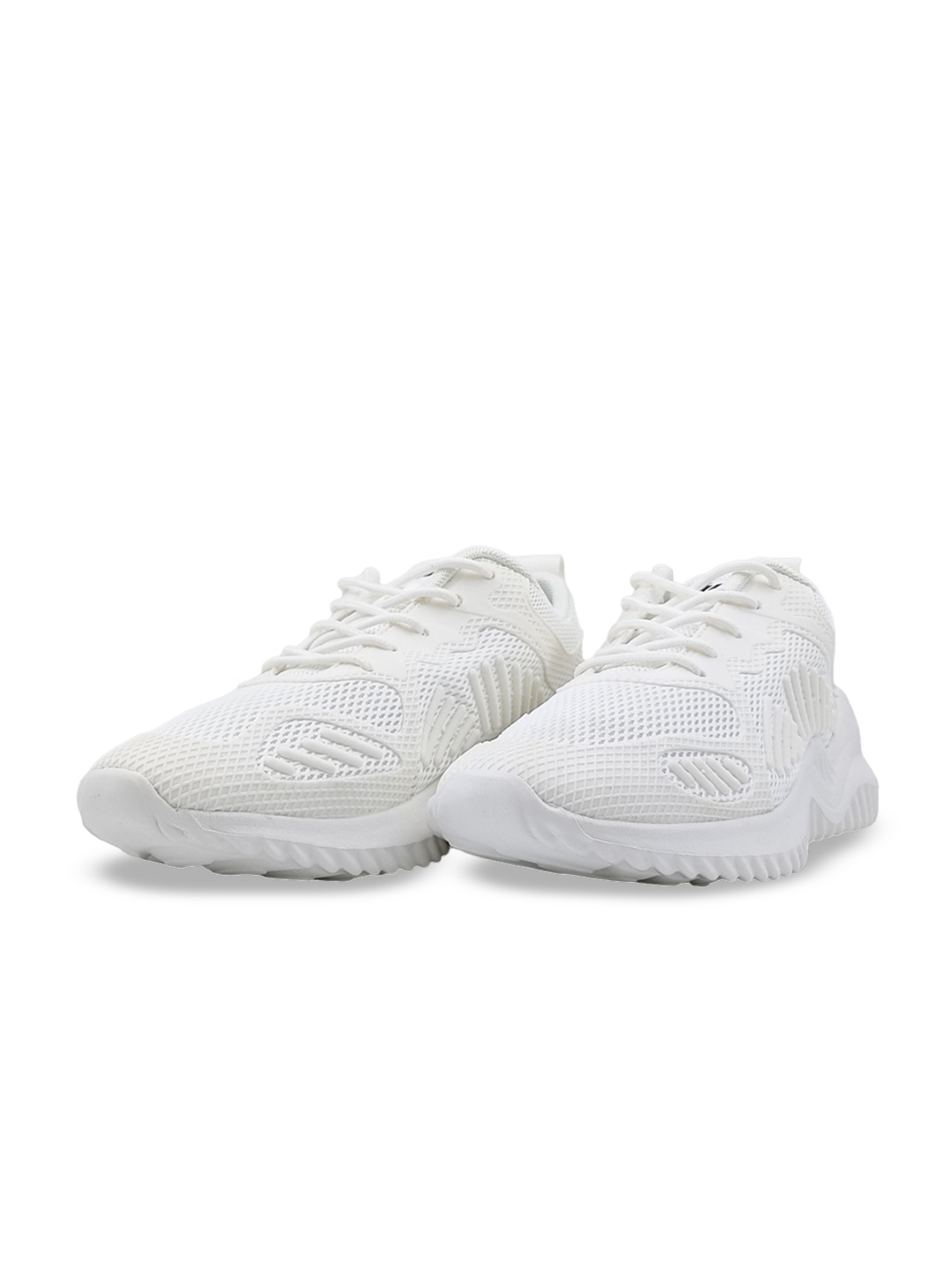 

SKAN LIFESTYLE Men Textured Sneakers, White