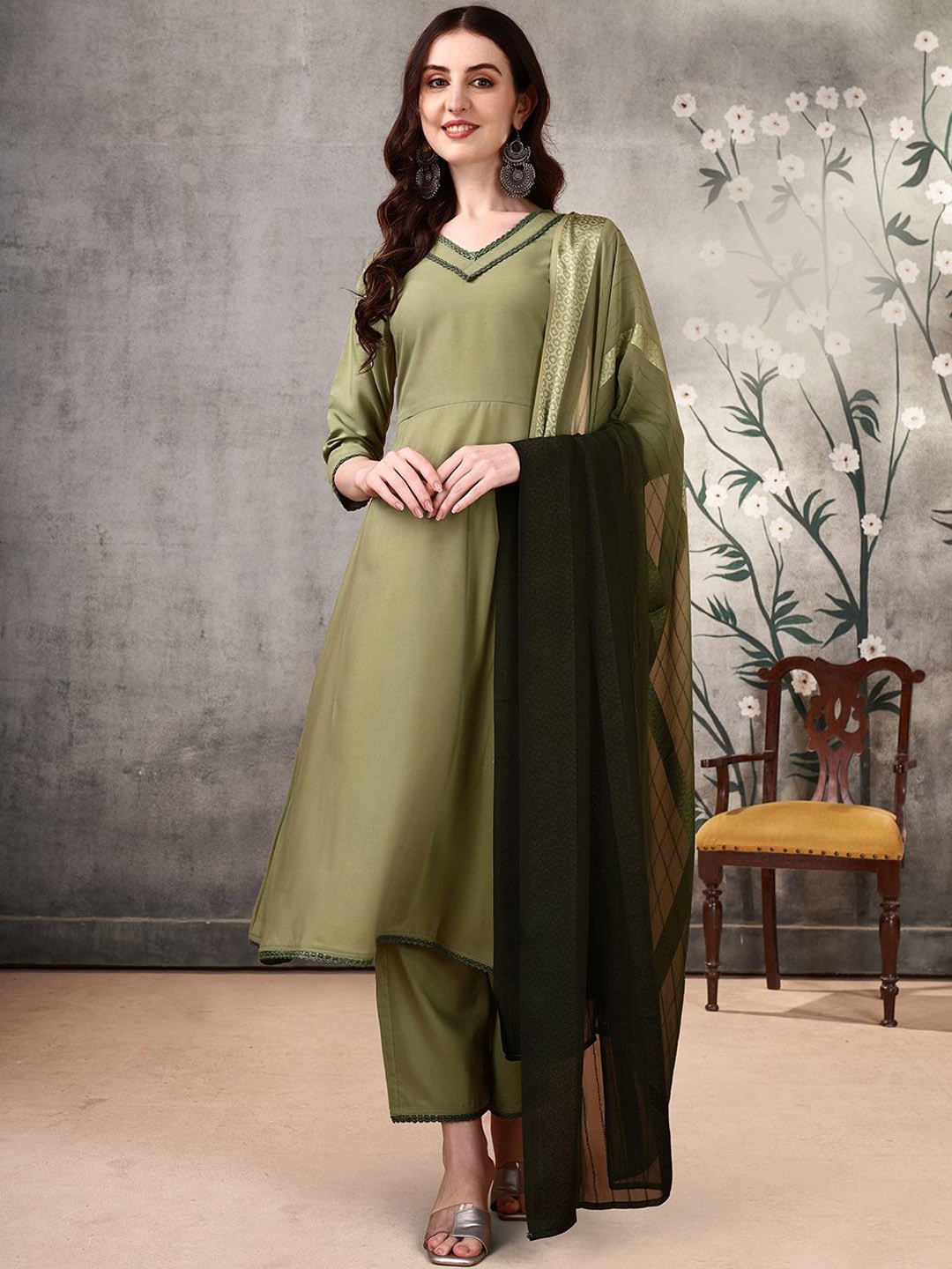 

KALINI Thread Work Kurta with Palazzos & Dupatta, Green