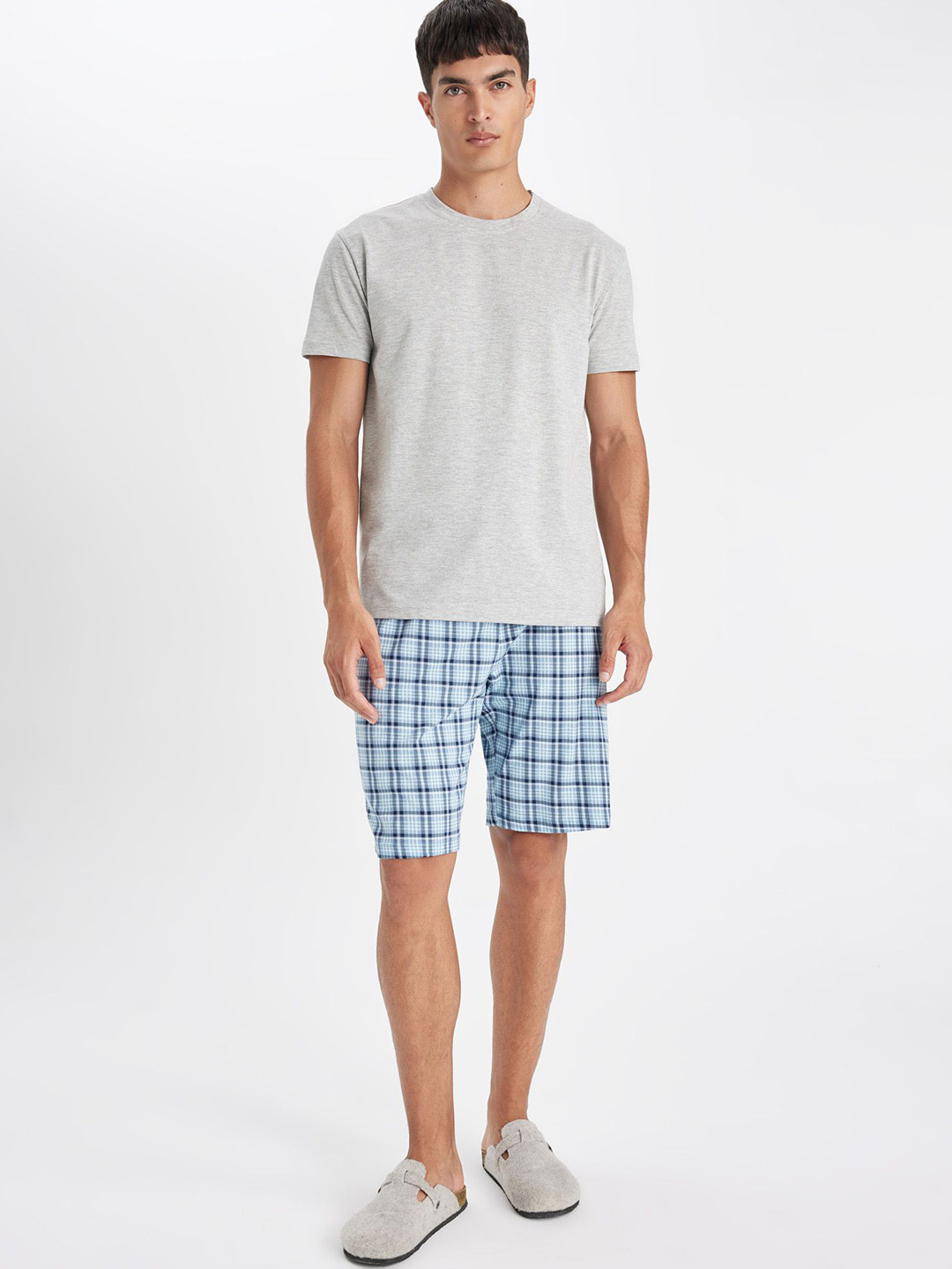 

DeFacto Checked Round Neck Short Sleeves Pure Cotton T-Shirt With Shorts, Grey
