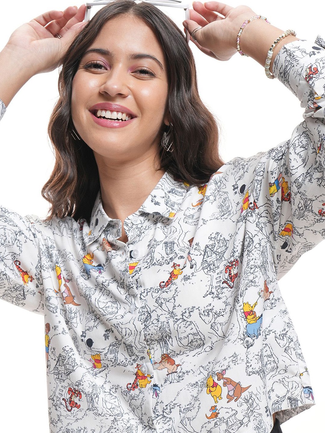 

Tokyo Talkies Women Mui Winnie The Pooh Disney Printed Cropshirt, White